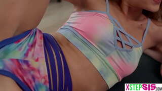 צעד קטן ואחות אותה חזק חבר, היה stepbro לקבל בלתי צפוי זקפה להם