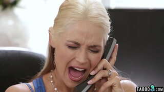 גרויס טיטטעד ברונעט stepmothers ווילד פאַקינג מיט איר פּערוו סטעפּסאַן