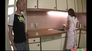 Hikaru Wakabayashi ይጠቀማል መጠቀም ቅድሚያ tits ጋር cock